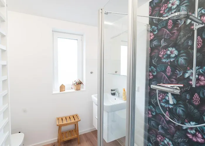 Tinyhouse Moorhuette Nordsee Kueste Wanna